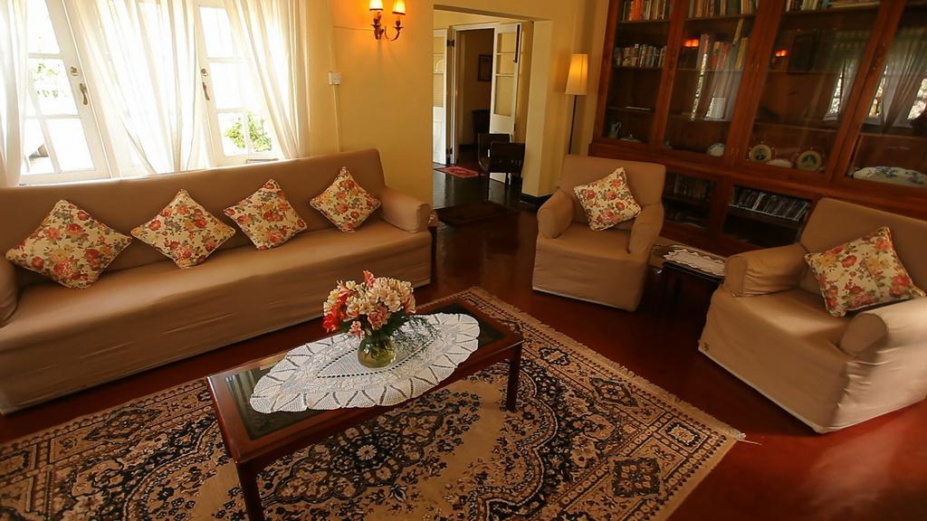 Senani Colonial Holiday Bungalow Нувара-Элия Номер фото